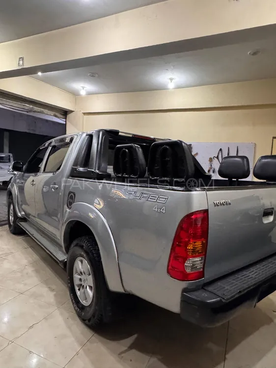 Toyota Hilux 2011 for Sale in Abbottabad Toyota Hilux 2011 for Sale in Abbottabad Image-12