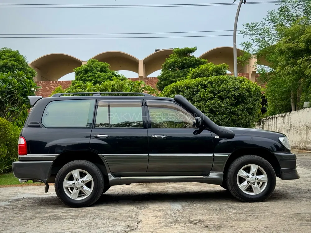 Toyota Land Cruiser 2002 for Sale in Lahore Image-1