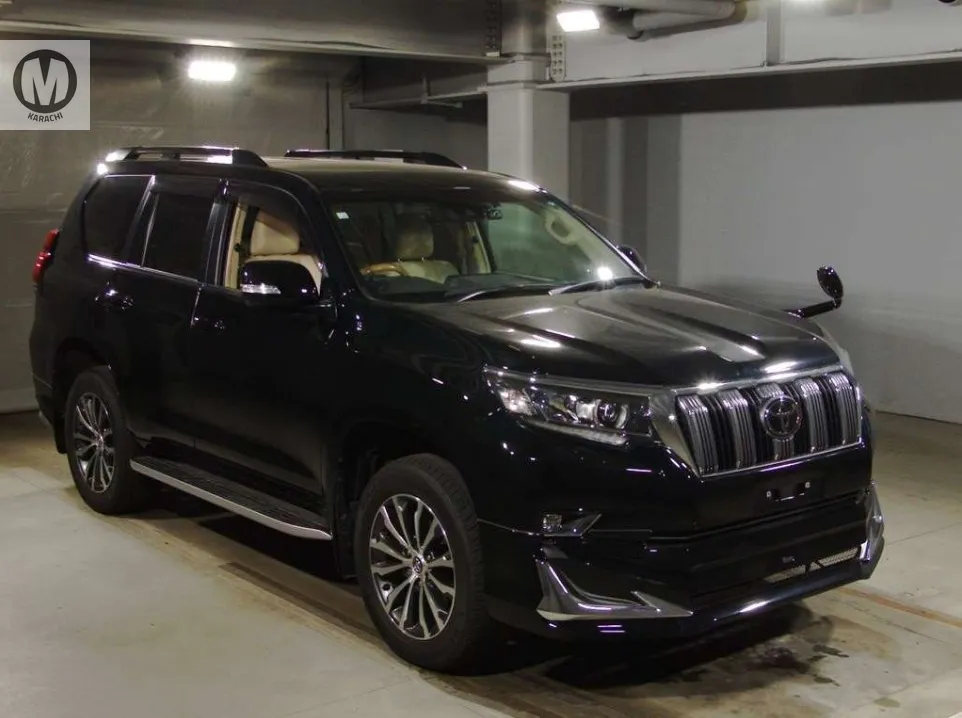 Toyota Prado 2020 for Sale in Karachi Image-1
