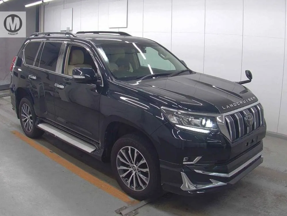 Toyota Prado 2021 for Sale in Karachi Image-1