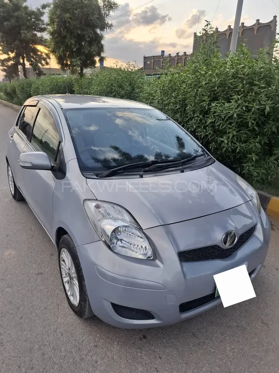 Toyota Vitz 2008 for Sale in Peshawar Image-1