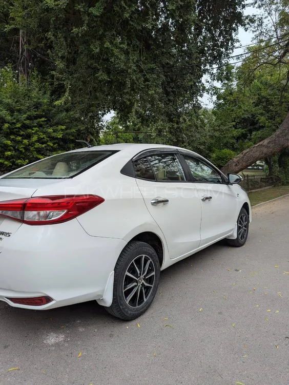 Toyota Yaris Sedan 2020 for Sale in Lahore Image-1