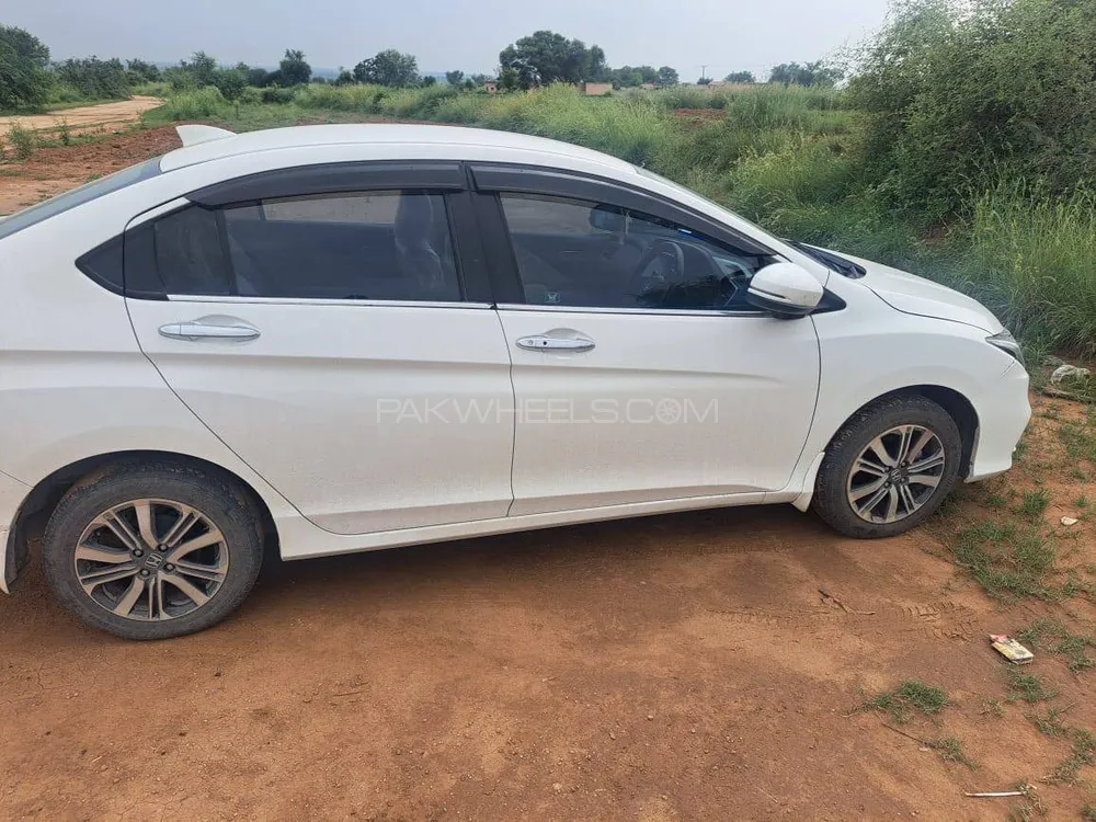 Honda City 2022 for Sale in Islamabad Image-1