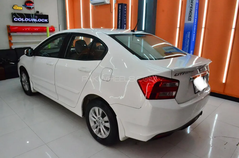 Honda City 2017 for Sale in Islamabad Image-1