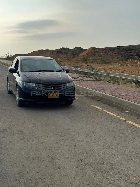 Honda City 2011 for Sale in Karachi Image-1