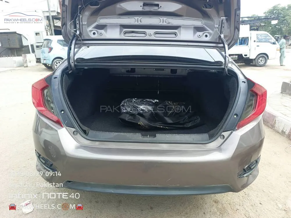 Honda Civic 2018 for Sale in Karachi Honda Civic 2018 for Sale in Karachi Image-7