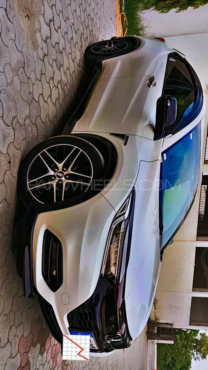Honda Vezel 2020 for Sale in Islamabad Image-1
