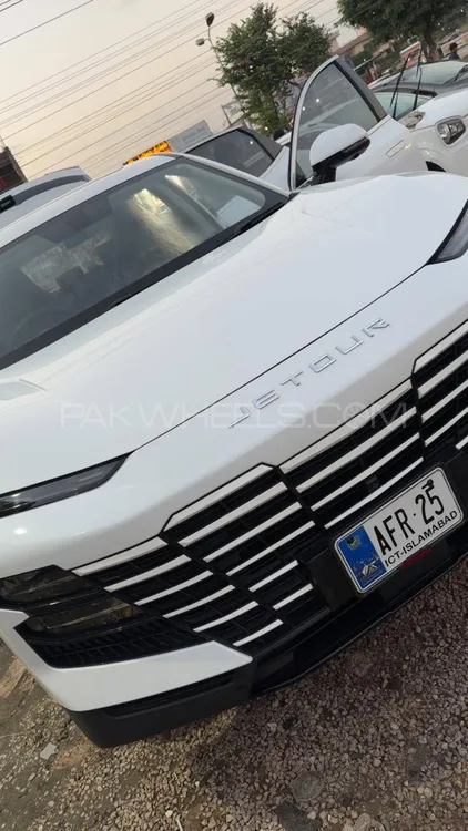 Jetour Dashing 2025 for Sale in Islamabad Image-1