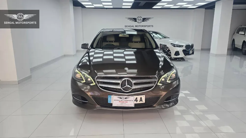 Mercedes Benz E Class 2014 for Sale in Islamabad Image-1