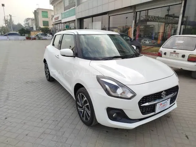Suzuki Swift 2025 for Sale in Karachi Image-1