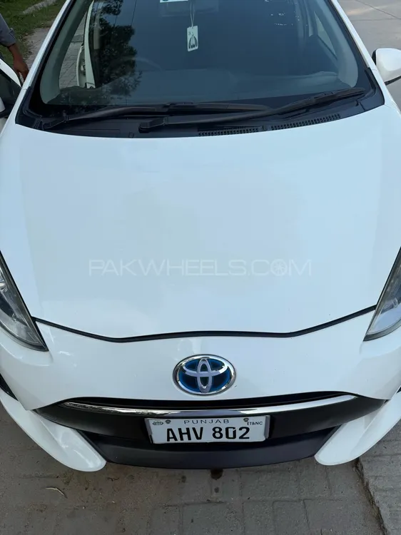 Toyota Aqua 2018 for Sale in Gujranwala Image-1