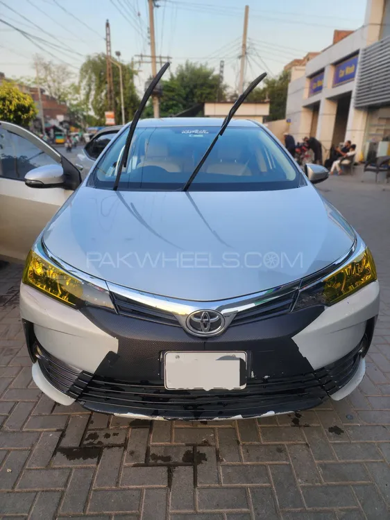 Toyota Corolla 2017 for Sale in Gujranwala Image-1