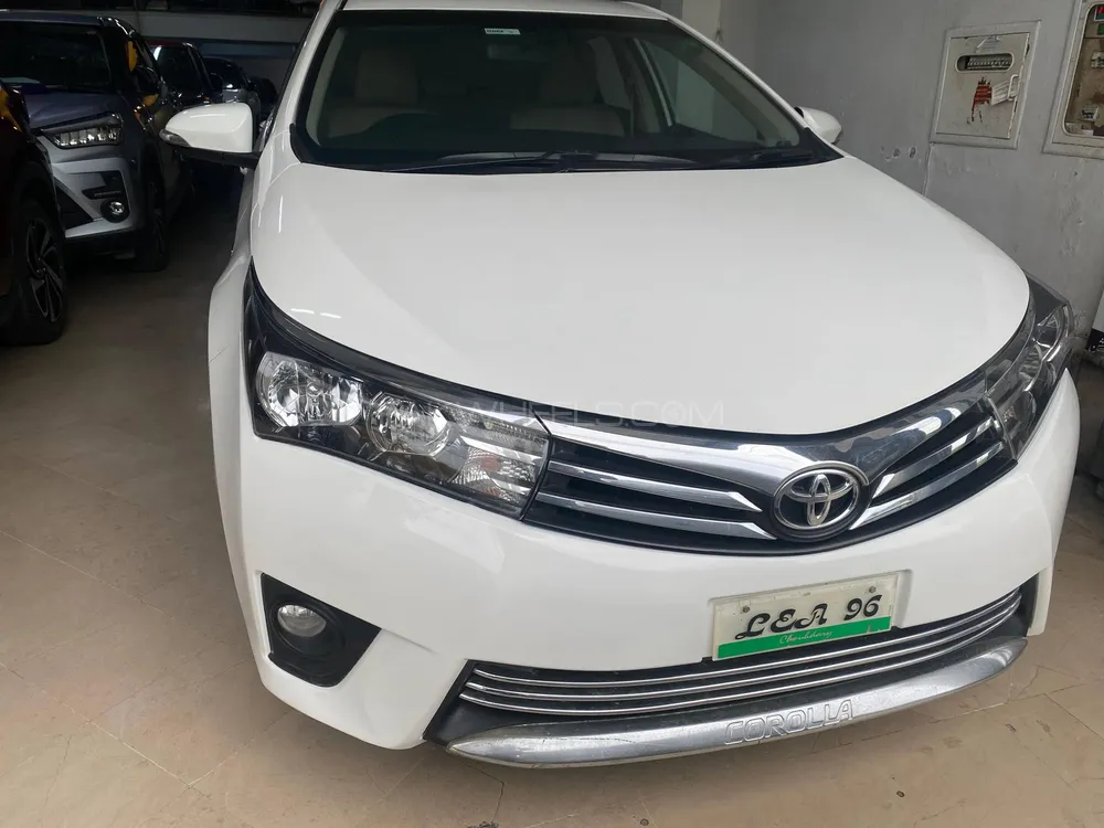 Toyota Corolla 2016 for Sale in Lahore Image-1