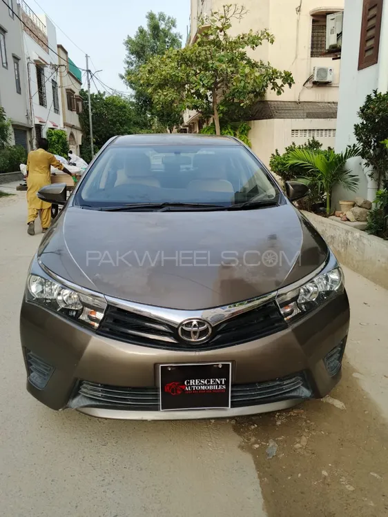 Toyota Corolla 2014 for Sale in Karachi Image-1