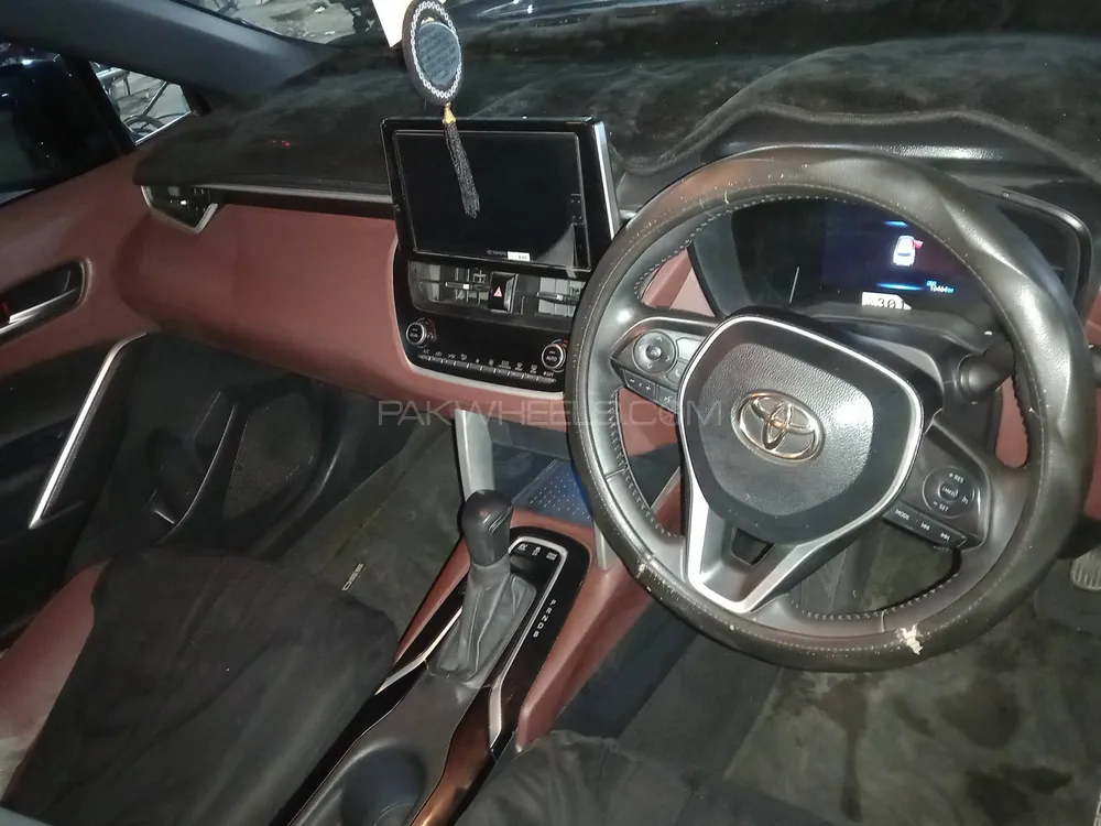 Toyota Corolla Cross 2024 for Sale in Karachi Image-1