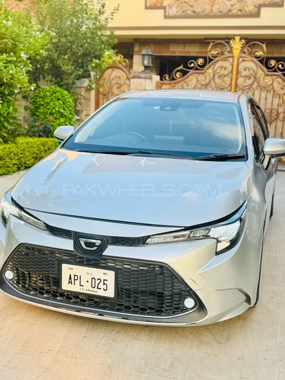Toyota Corolla 2021 for Sale in Islamabad Image-1