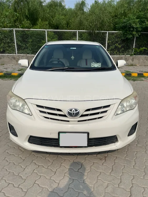 Toyota Corolla 2013 for Sale in Lahore Image-1