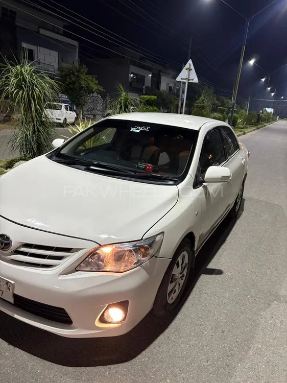 Toyota Corolla 2014 for Sale in Lahore Image-1