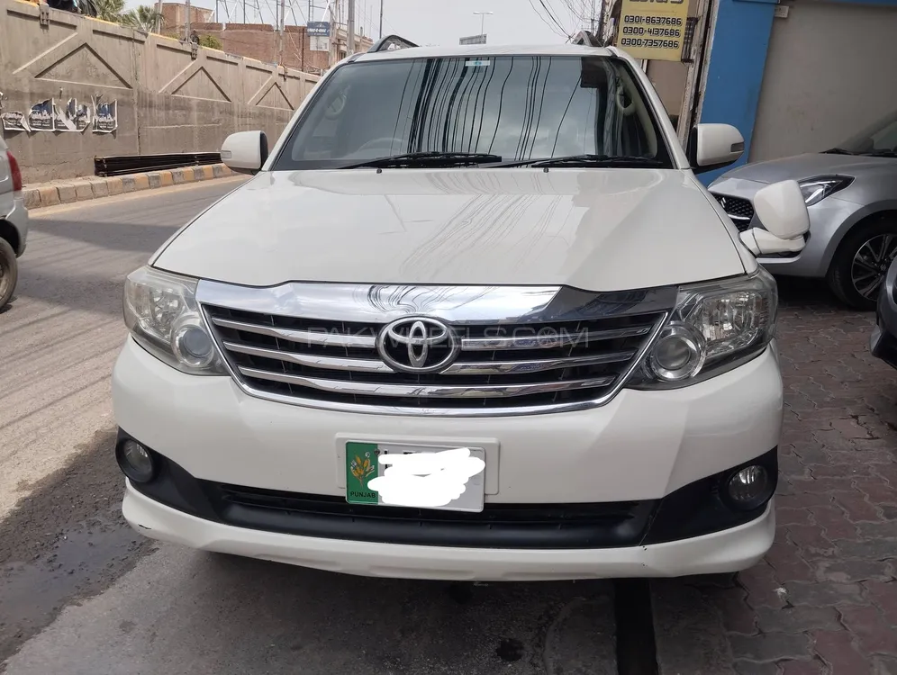 Toyota Fortuner 2013 for Sale in Multan Image-1