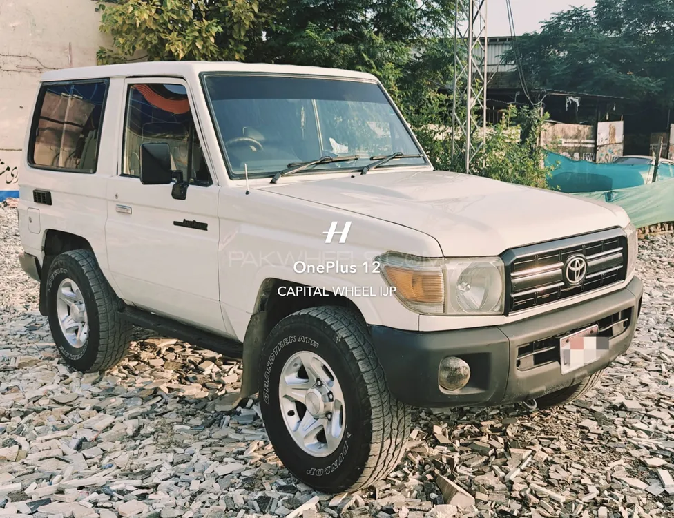 Toyota Land Cruiser 2007 for Sale in Islamabad Image-1