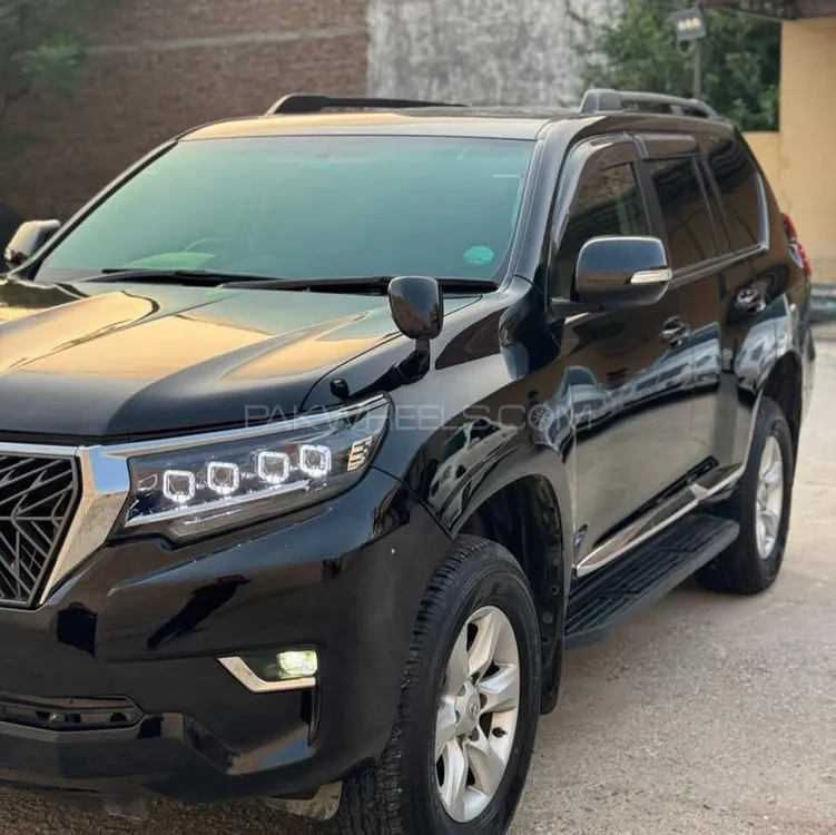 Toyota Prado 2011 for Sale in Gujrat Image-1