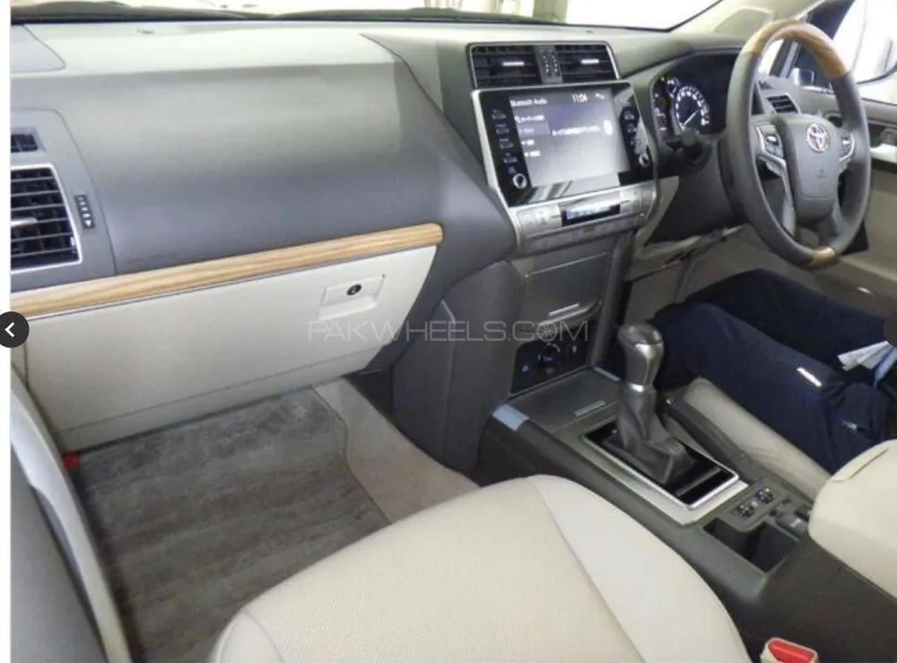 Toyota Prado 2022 for Sale in Islamabad Toyota Prado 2022 for Sale in Islamabad Image-3