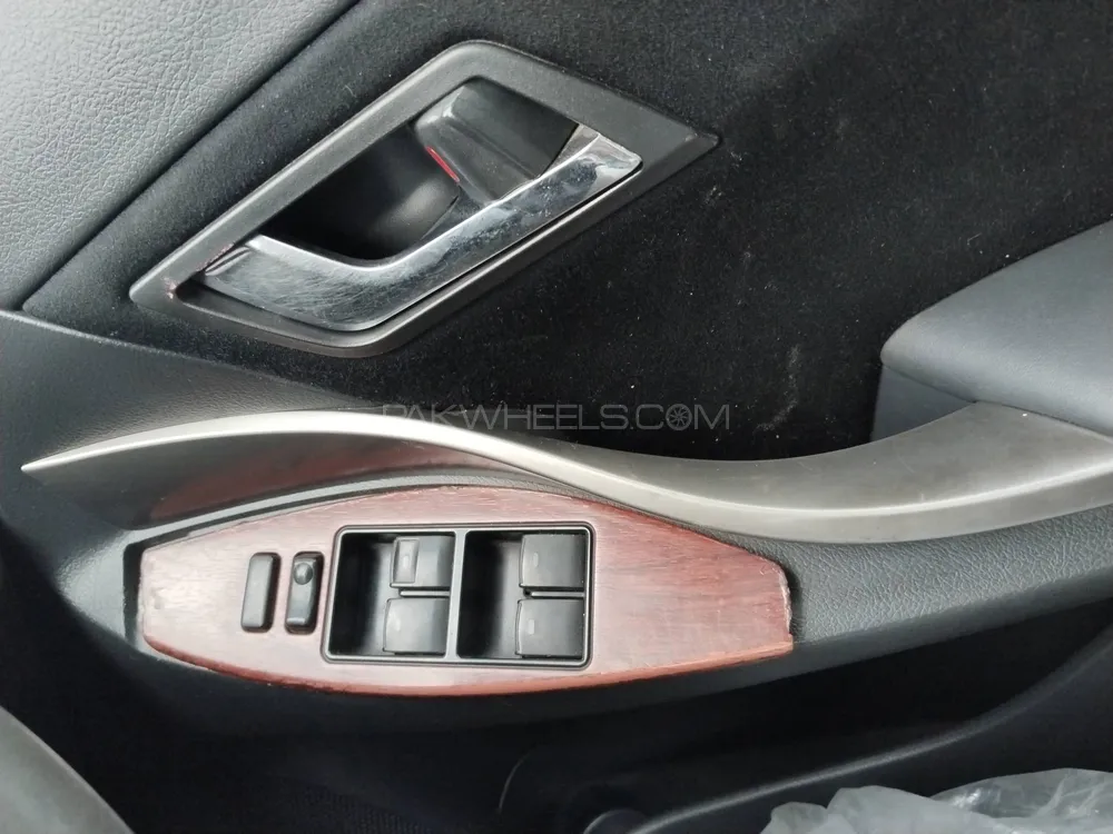 ٹویوٹا پریمیو 2010 for Sale in اسلام آباد ٹویوٹا پریمیو 2010 for Sale in اسلام آباد Image-11