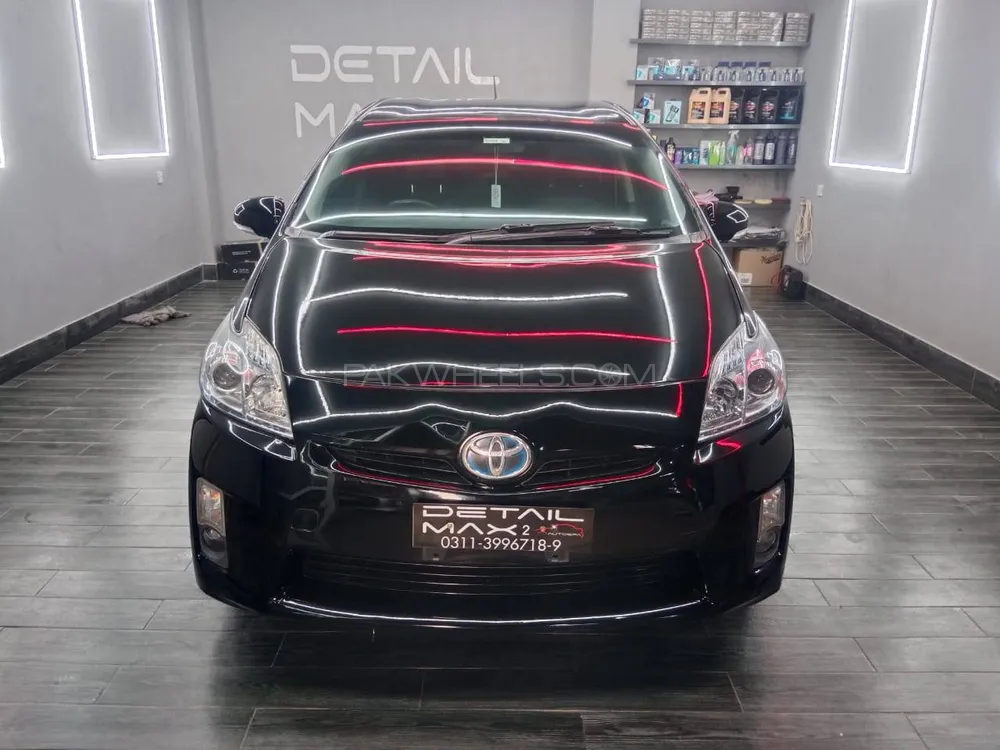 Toyota Prius 2011 for Sale in Karachi Image-1