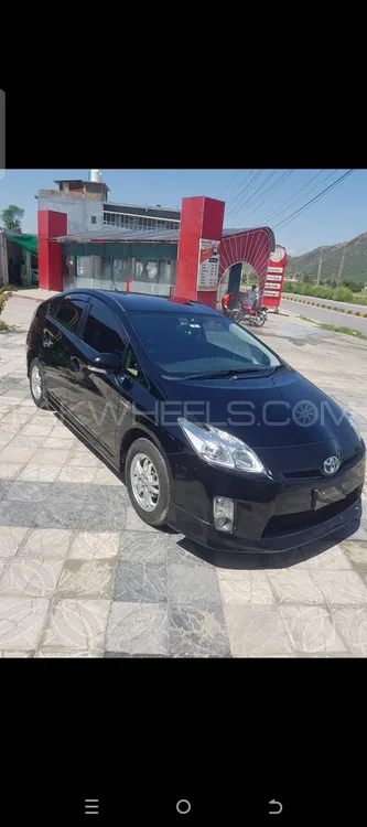 Toyota Prius 2012 for Sale in Lahore Image-1