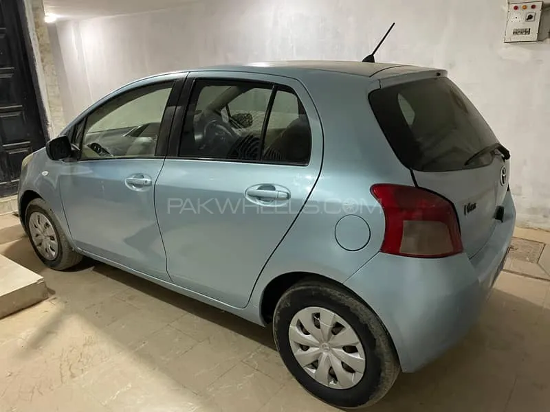 Toyota Vitz 2006 for Sale in Karachi Image-1
