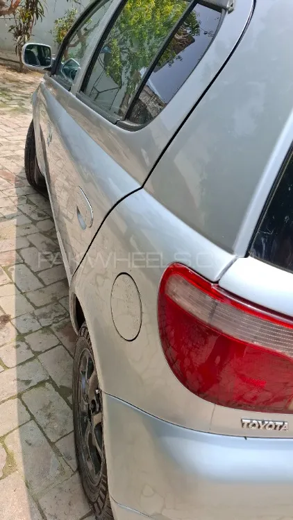 Toyota Vitz 1999 for Sale in Islamabad Image-1