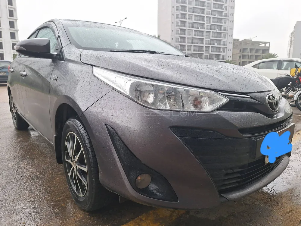 Toyota Yaris Sedan 2021 for Sale in Karachi Image-1