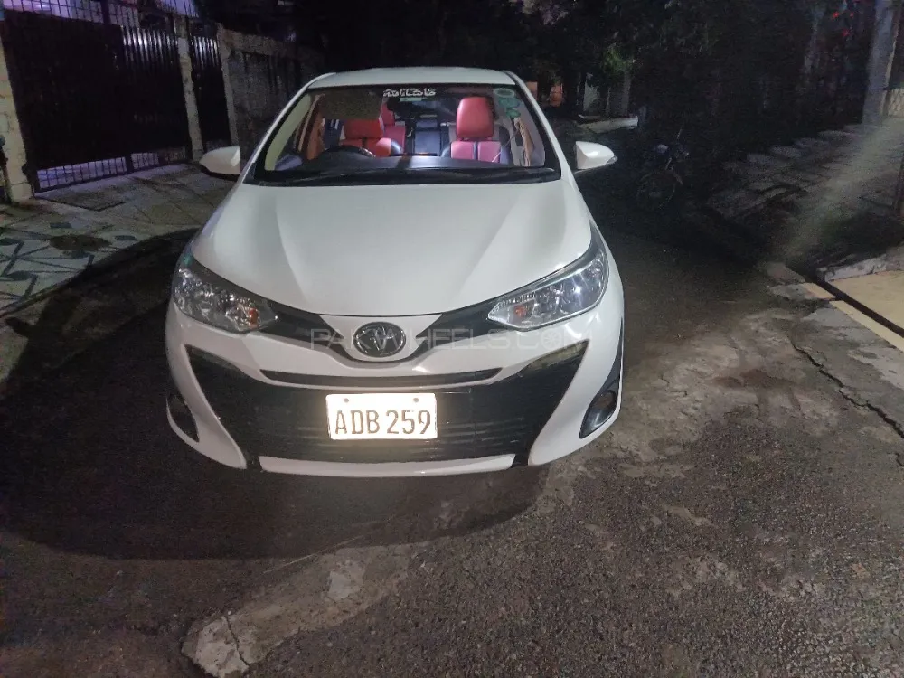 Toyota Yaris Sedan 2020 for Sale in Lahore Image-1