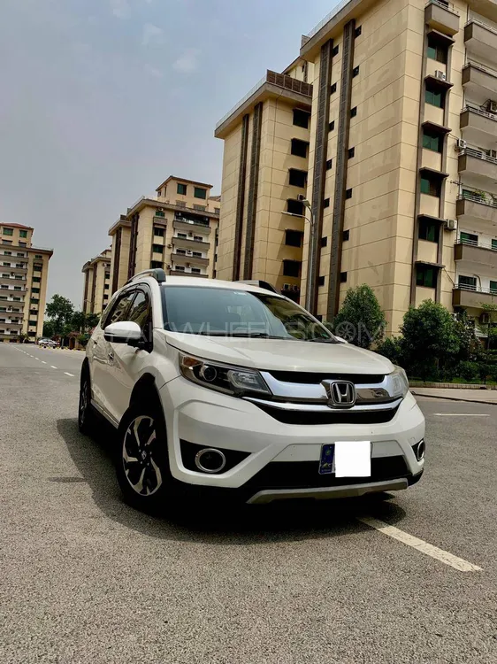 Honda BR-V 2017 for Sale in Faisalabad Image-1