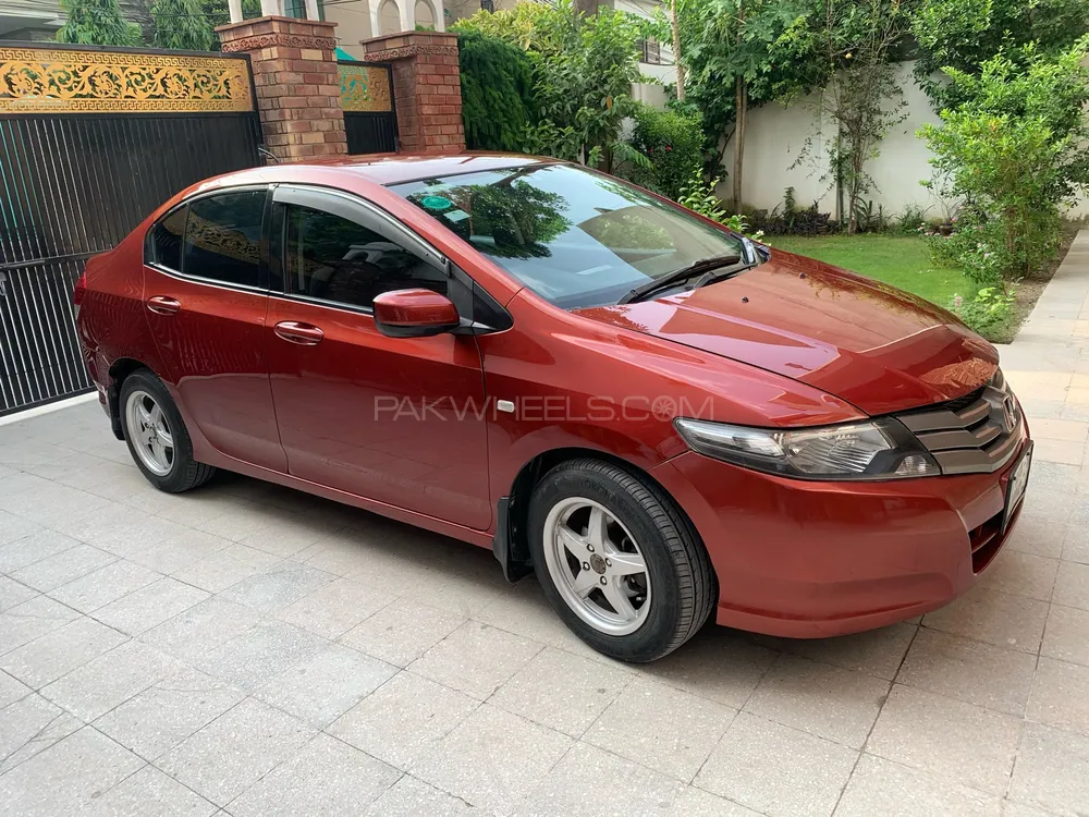 Honda City 2011 for Sale in Lahore Image-1