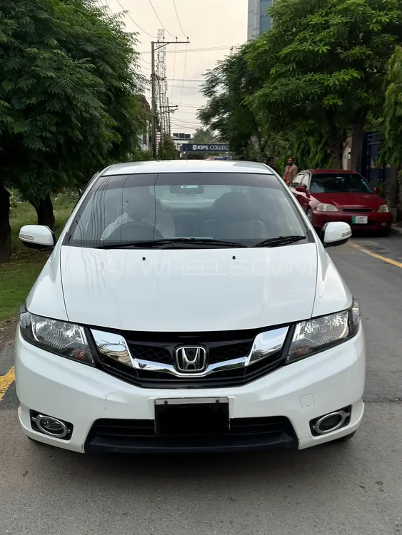 Honda City 2018 for Sale in Faisalabad Image-1