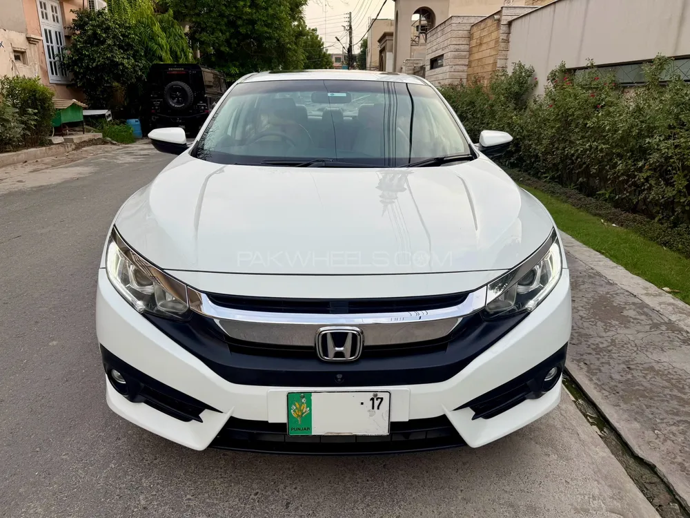 Honda Civic 2017 for Sale in Faisalabad Image-1