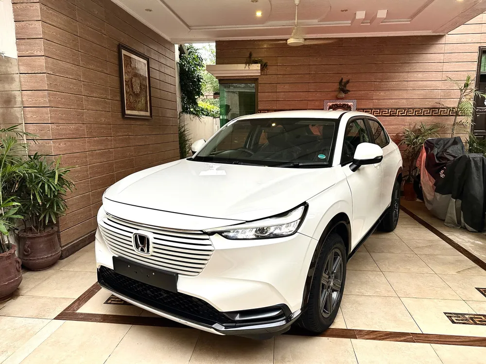 Honda HR-V 2023 for Sale in Lahore Image-1