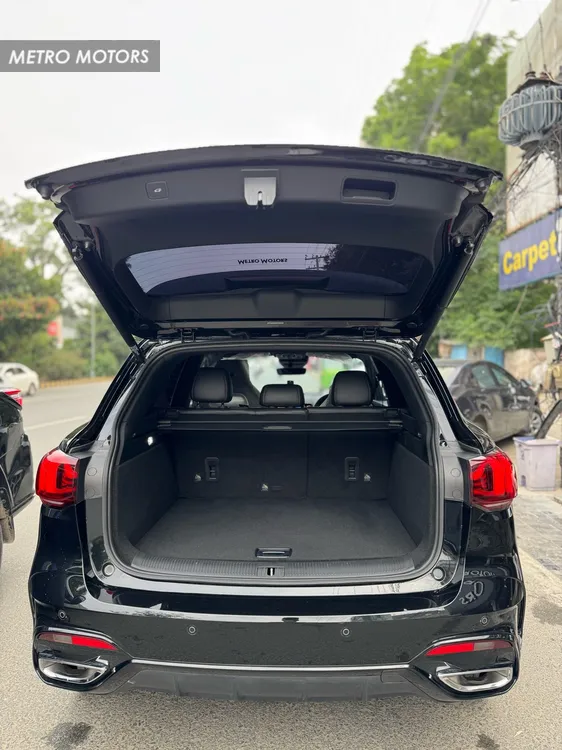 MG HS 2025 for Sale in Lahore MG HS 2025 for Sale in Lahore Image-4
