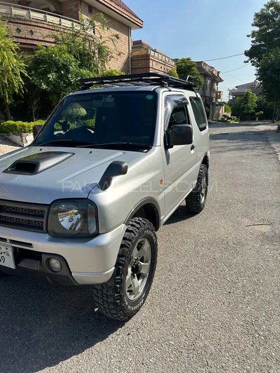 Suzuki Jimny 2011 for Sale in Peshawar Image-1