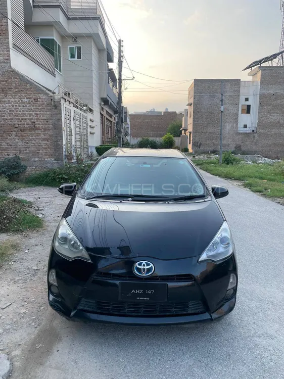 Toyota Aqua 2014 for Sale in Peshawar Image-1