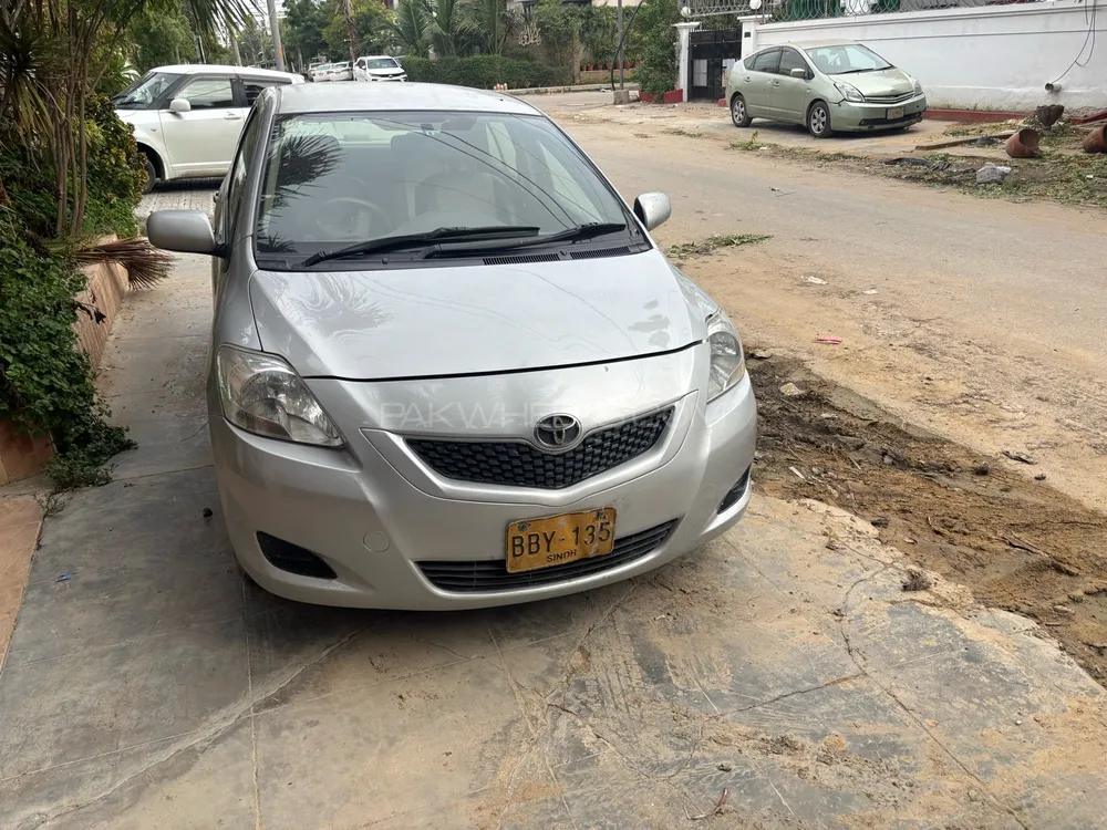 Toyota Belta 2011 for Sale in Karachi Image-1