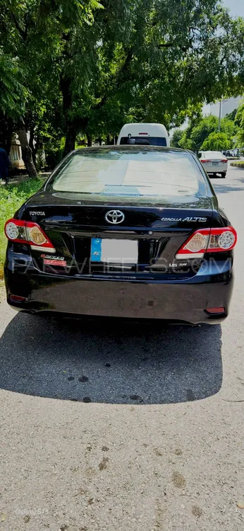 Toyota Corolla 2013 for Sale in Islamabad Image-1
