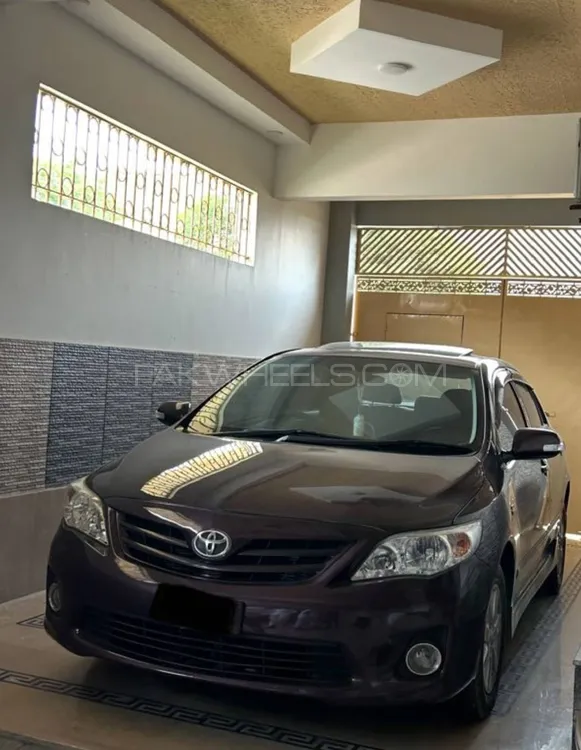 Toyota Corolla 2013 for Sale in Karachi Image-1