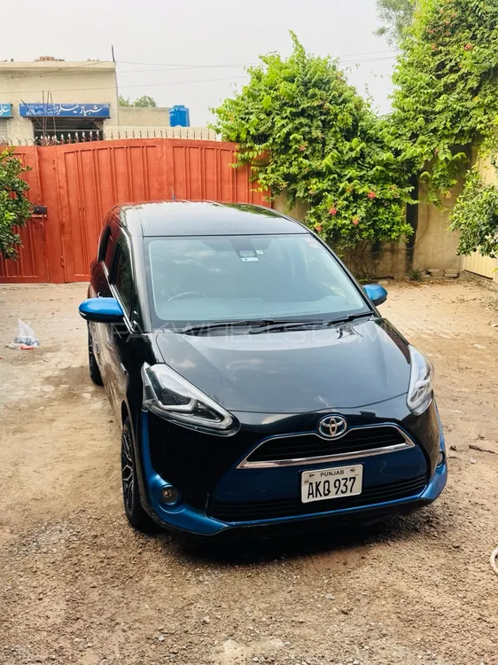 Toyota Sienta 2018 for Sale in Sheikhupura Image-1