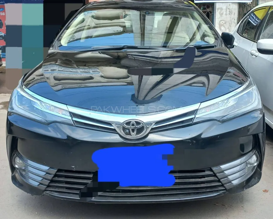 Toyota Corolla 2020 for Sale in Shahdara Image-1