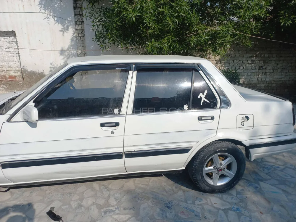 Toyota Corolla 1986 for Sale in Peshawar Image-1