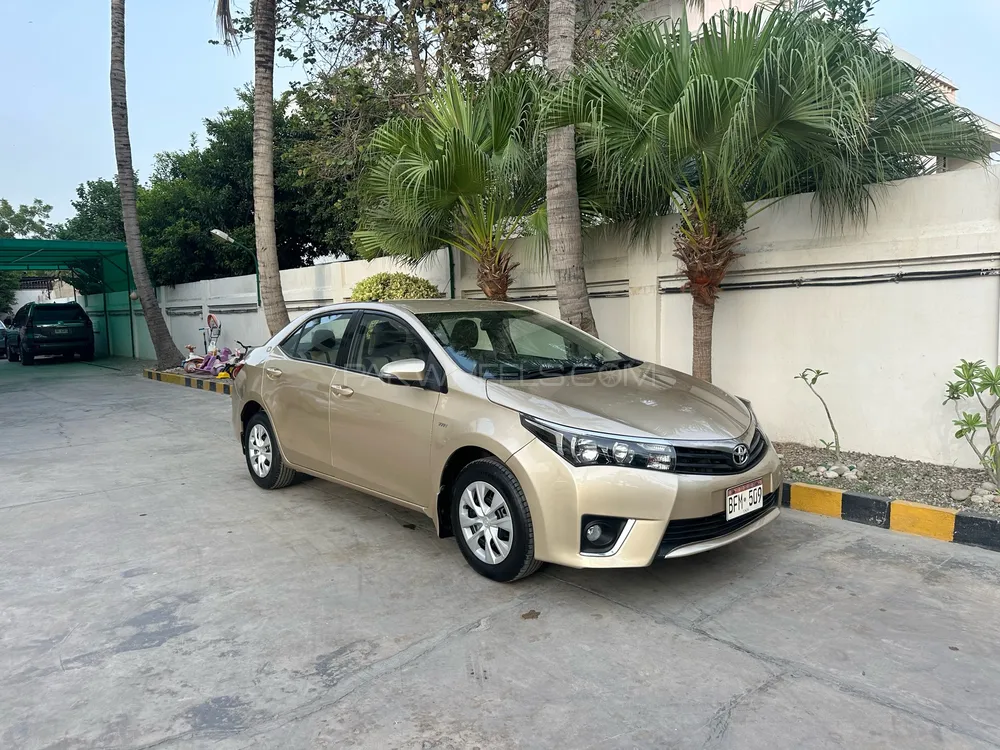Toyota Corolla 2016 for Sale in Karachi Image-1