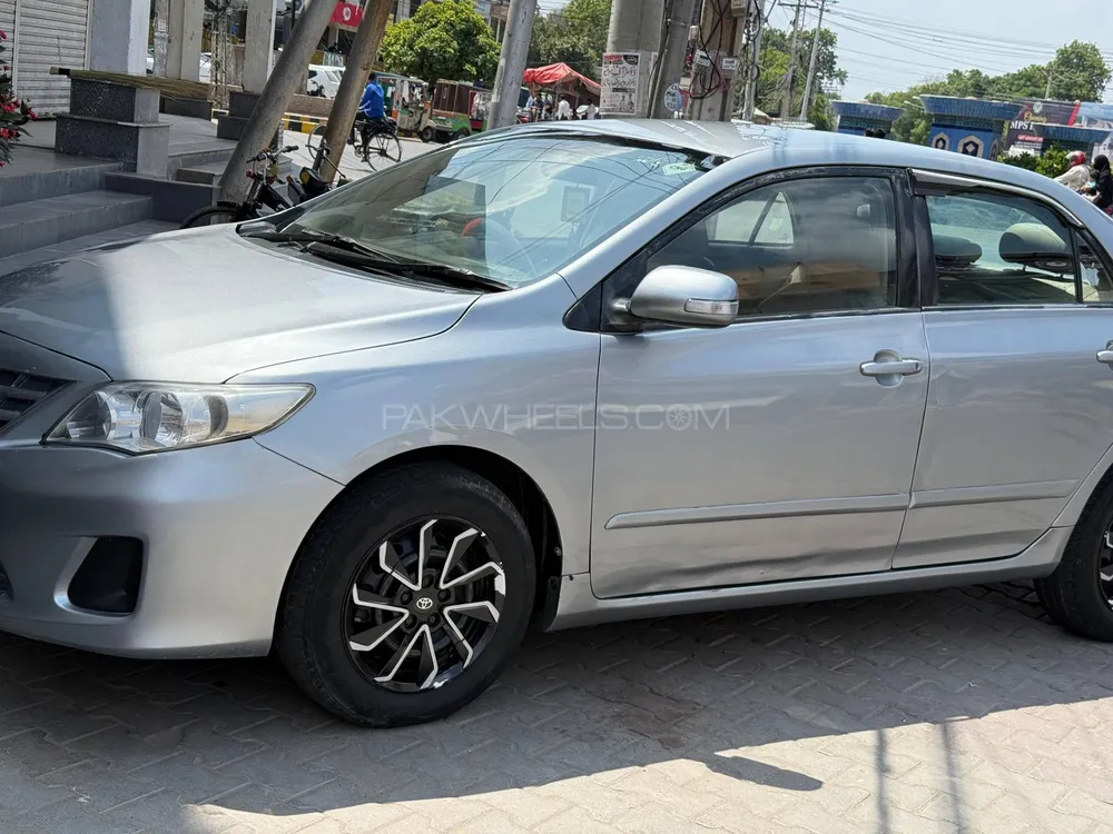 Toyota Corolla 2012 for Sale in Multan Image-1