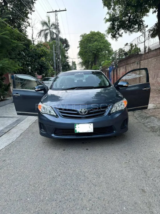 Toyota Corolla 2012 for Sale in Lahore Image-1